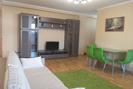 Двухкомнатная квартира в аренду посуточно в Сургуте по адресу улица Гагарина, 12