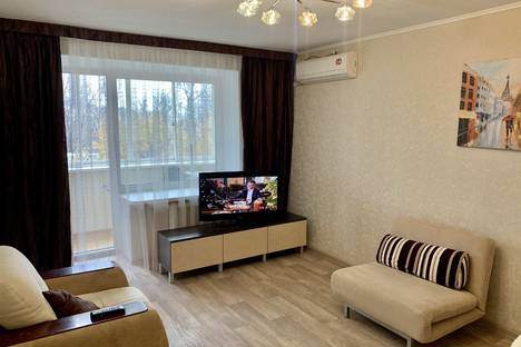 Двухкомнатная квартира в аренду посуточно в Хабаровске по адресу улица Дикопольцева, 35