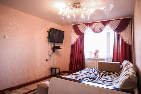 Двухкомнатная квартира в аренду посуточно в Чебоксарах по адресу улица Шевченко, 27