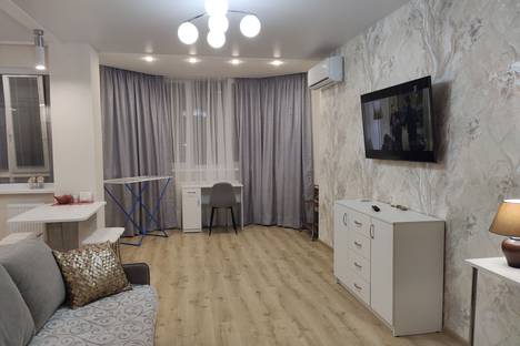 Двухкомнатная квартира в аренду посуточно в Севастополе по адресу Столетовский проспект, 29