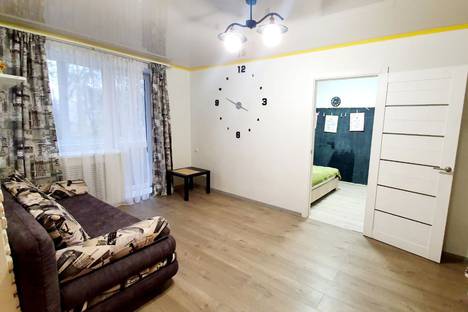 Двухкомнатная квартира в аренду посуточно в Бобруйске по адресу улица Островского, 52