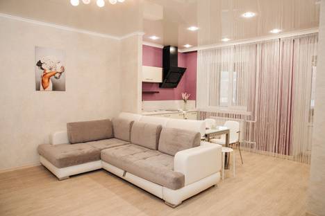Двухкомнатная квартира в аренду посуточно в Казани по адресу улица Мидхата Булатова, 5