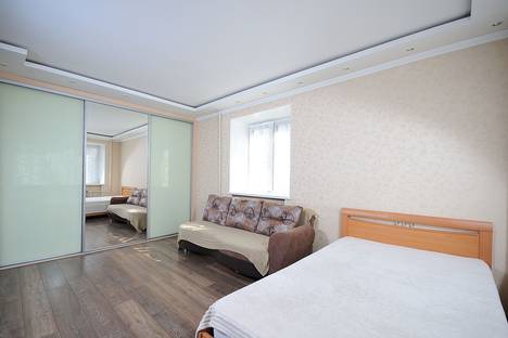 Однокомнатная квартира в аренду посуточно в Омске по адресу улица Маршала Жукова, 148Б