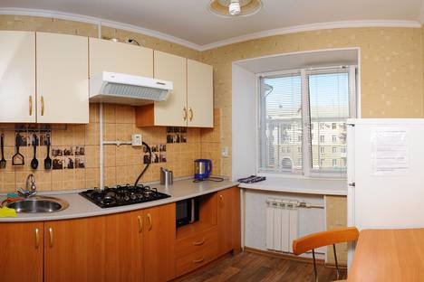 Двухкомнатная квартира в аренду посуточно в Омске по адресу проспект Карла Маркса, 29А