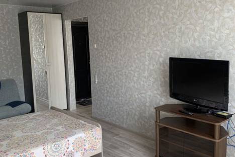 Однокомнатная квартира в аренду посуточно в Братске по адресу улица Маршала Жукова, 8
