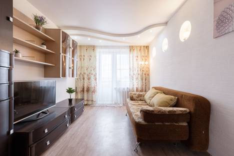 Двухкомнатная квартира в аренду посуточно в Туле по адресу Красноармейский проспект, 16