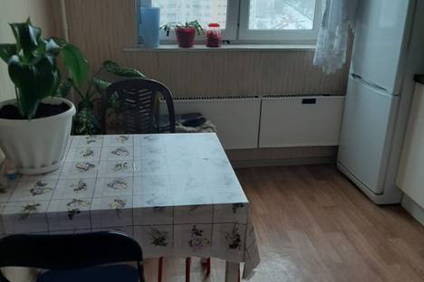 Комната в аренду посуточно в Москве по адресу Новочеркасский бульвар, 55, метро Марьино