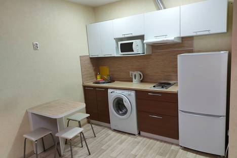 2-комнатная квартира в Ижевске, улица имени Вадима Сивкова, 275