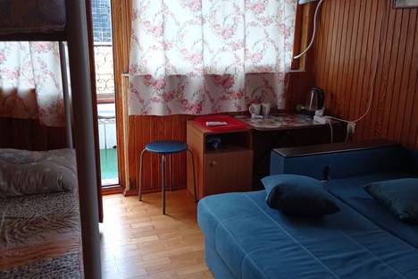 Комната в аренду посуточно в Ялте по адресу улица Игнатенко, 2