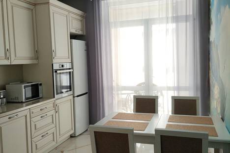 Двухкомнатная квартира в аренду посуточно в Калининграде по адресу улица Профессора Севастьянова, 22 а