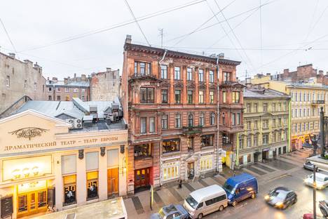 Двухкомнатная квартира в аренду посуточно в Санкт-Петербурге по адресу улица Рубинштейна, 9