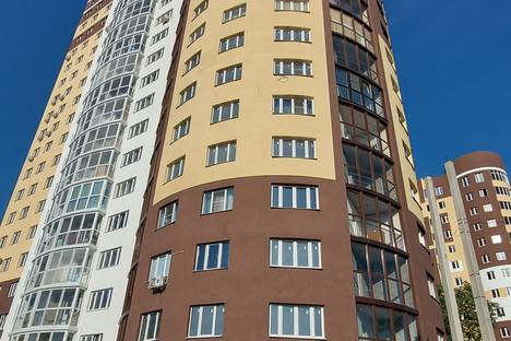 Двухкомнатная квартира в аренду посуточно в Иванове по адресу улица 10 Августа, 85