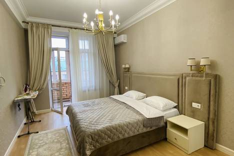 2-комнатная квартира в Каспийске, улица Халилова, 22 б