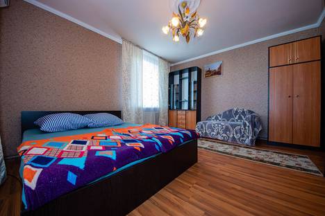 Двухкомнатная квартира в аренду посуточно в Феодосии по адресу бульвар Старшинова, 10А