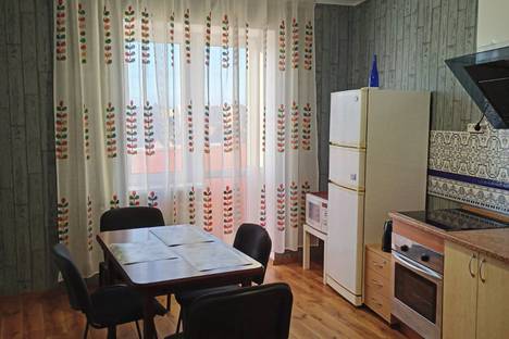 Двухкомнатная квартира в аренду посуточно в Калининграде по адресу улица Юрия Гагарина, 101, подъезд 6