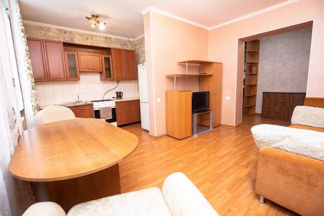 Трёхкомнатная квартира в аренду посуточно в Кемерове по адресу Весенняя улица, 6