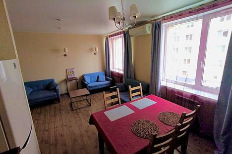 Трёхкомнатная квартира в аренду посуточно в Москве по адресу Хорошёвское шоссе, 12к1