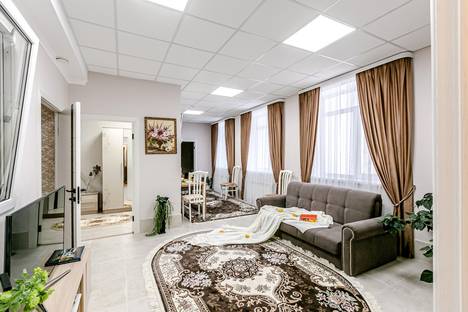 Трёхкомнатная квартира в аренду посуточно в Кисловодске по адресу улица Калинина, 43