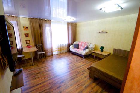 1-комнатная квартира в Красноярске, улица Сурикова, 36