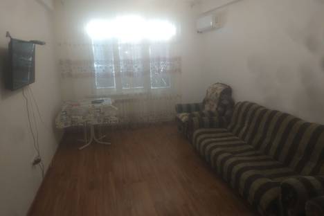 Двухкомнатная квартира в аренду посуточно в Каспийске по адресу проспект Акулиничева, 15А