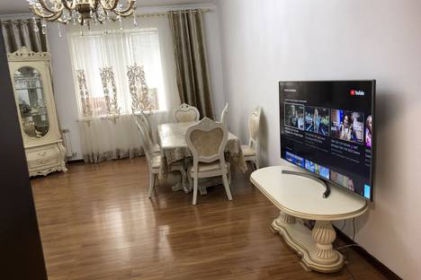 Двухкомнатная квартира в аренду посуточно в Каспийске по адресу улица Халилова, 32