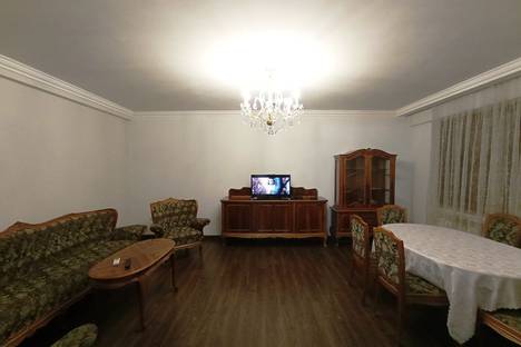Трёхкомнатная квартира в аренду посуточно в Ереване по адресу улица Пушкина, 36