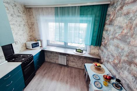 Двухкомнатная квартира в аренду посуточно в Иркутске по адресу улица Розы Люксембург, 118