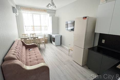 Трёхкомнатная квартира в аренду посуточно в Каспийске по адресу Кавказская улица, 8А