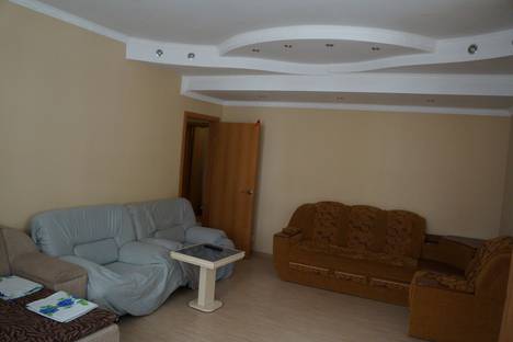 Двухкомнатная квартира в аренду посуточно в Анапе по адресу Крымская улица, 34, подъезд 2