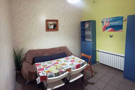 Двухкомнатная квартира в аренду посуточно в Таганроге по адресу Бакинская улица, 44