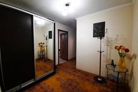 2-комнатная квартира в селе Эльбрус, Поселок Эльбрус, улица Гагиш 8, подъезд 2.