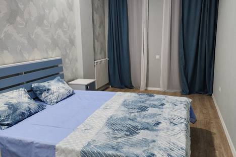 Четырёхкомнатная квартира в аренду посуточно в Тбилиси по адресу ул. Симона Канделаки, 41, метро Медикал Юниверсити