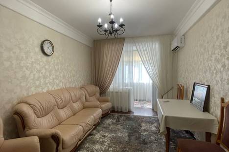2-комнатная квартира в Махачкале, проспект Имама Шамиля, 55