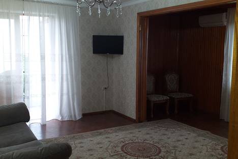 Трёхкомнатная квартира в аренду посуточно в Гудауте по адресу улица Тарнава, 18К4