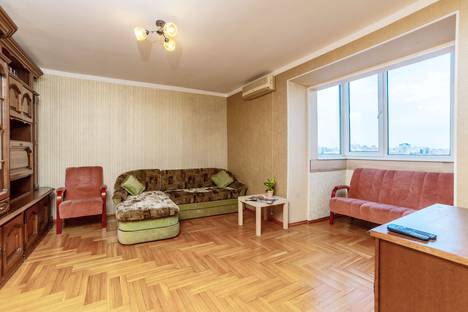 Трёхкомнатная квартира в аренду посуточно в Краснодаре по адресу Красная улица, 156