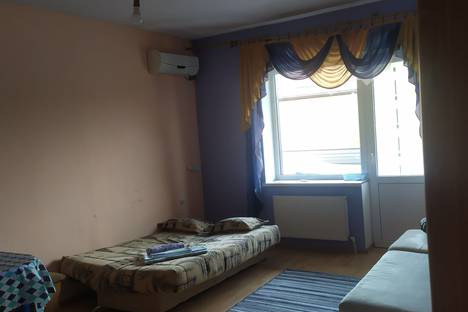 Двухкомнатная квартира в аренду посуточно в Хадыженске по адресу Аэродромная улица, 5