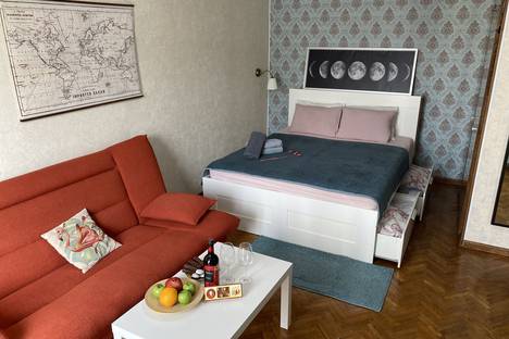 Однокомнатная квартира в аренду посуточно в Москве по адресу Костянский переулок, 10к2