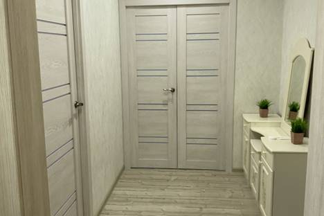 Двухкомнатная квартира в аренду посуточно в Братске по адресу улица Рябикова, 65