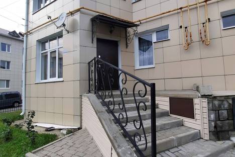 Двухкомнатная квартира в аренду посуточно в Дубовом по адресу Благодатная улица, 196