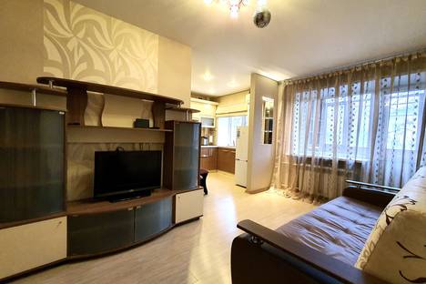 Двухкомнатная квартира в аренду посуточно в Ярославле по адресу проспект Толбухина, 31