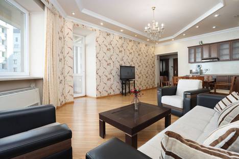 Двухкомнатная квартира в аренду посуточно в Ереване по адресу Северный проспект, 5, метро Площадь Республики