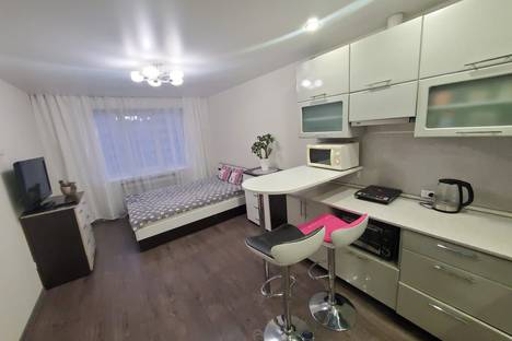 Однокомнатная квартира в аренду посуточно в Владивостоке по адресу ул. Надибаидзе, 30