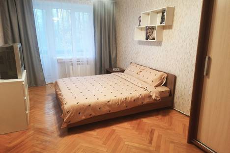 Двухкомнатная квартира в аренду посуточно в Москве по адресу Криворожская ул., 25
