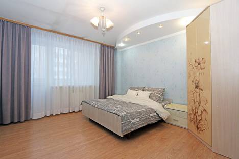 Трёхкомнатная квартира в аренду посуточно в Шелехове по адресу 4-й кв-л, 18