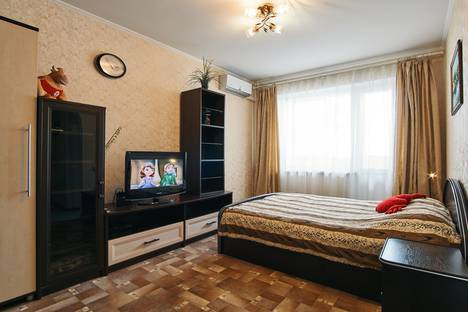 Однокомнатная квартира в аренду посуточно в Новосибирске по адресу Ольги Жилиной д.31, метро Маршала Покрышкина