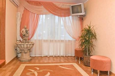 Двухкомнатная квартира в аренду посуточно в Воронеже по адресу Кольцовская 30-А
