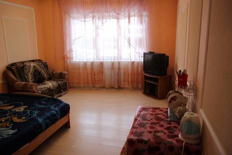 2-комнатная квартира в Горно-Алтайске, Коммунистический проспект, 125