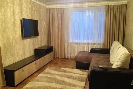 Двухкомнатная квартира в аренду посуточно в Омске по адресу проспект Комарова, 5