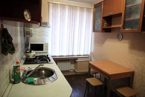 Однокомнатная квартира в аренду посуточно в Брянске по адресу бульвар Гагарина, 30