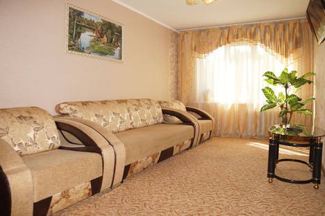 Двухкомнатная квартира в аренду посуточно в Рубцовске по адресу проспект Ленина, 66